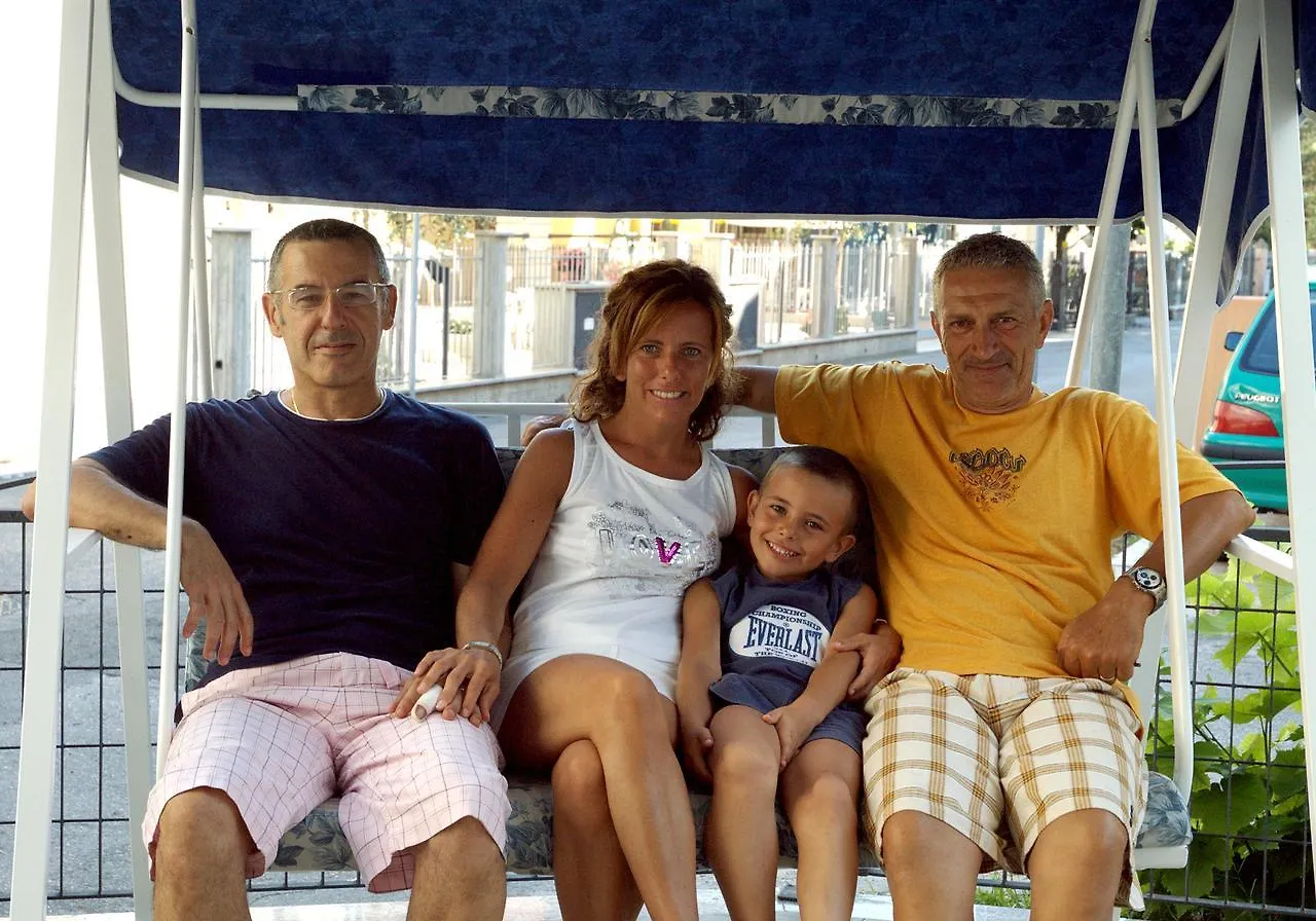 **  Hotel Lora Rimini Italie