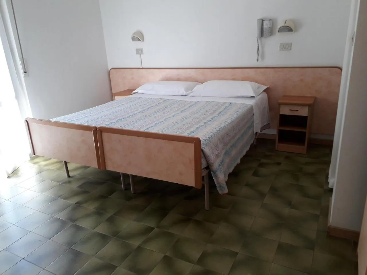Hotel Lora Rimini